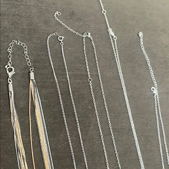 Vintage Costume Silvertone Jewelry Lot of 10 - Picture 7 of 7